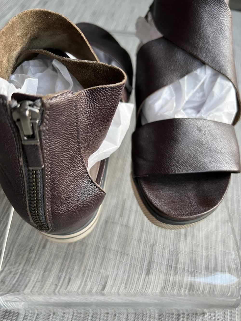 Eileen Fisher Dark Brown Leather Crisscross Sandals - Picture 4 of 5